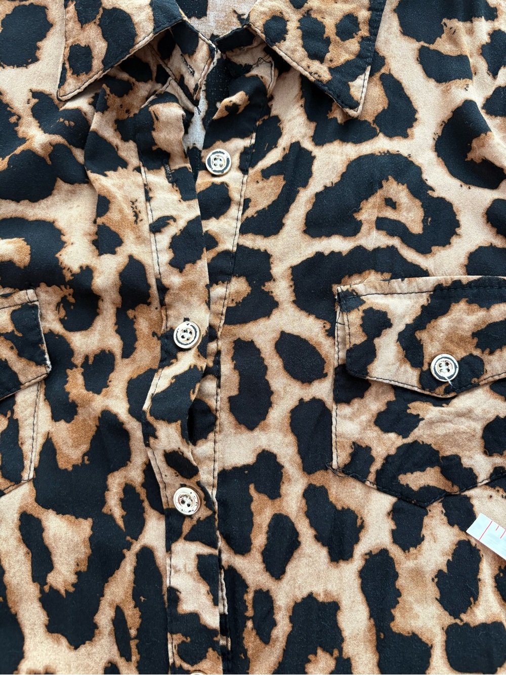 Trendy Leopard Print Shirt – 100% Viscose | Vintage Style, size M-L - Picture 7 of 10